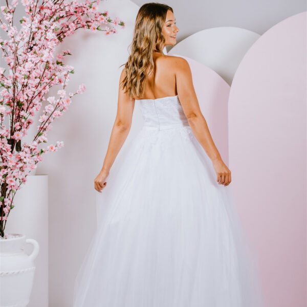 sweetheart neckline Deb Gown